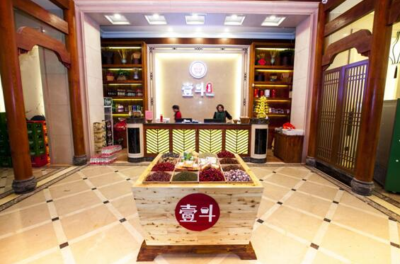 重庆老火锅加盟费要多少钱？一斗火锅利润怎么样？