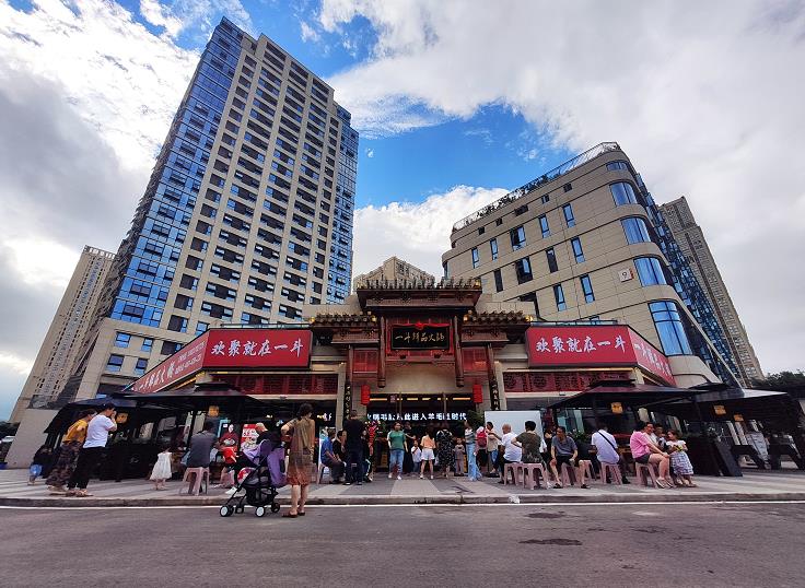 火锅店如何把人吸引来 有什么经营技巧呢